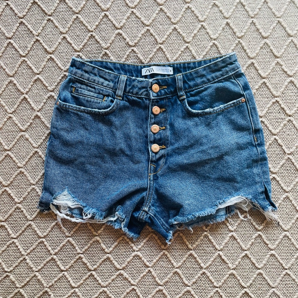 Zara Cutoff Shorts Size 4 Denim Jean Shorts Distressed Raw Hem